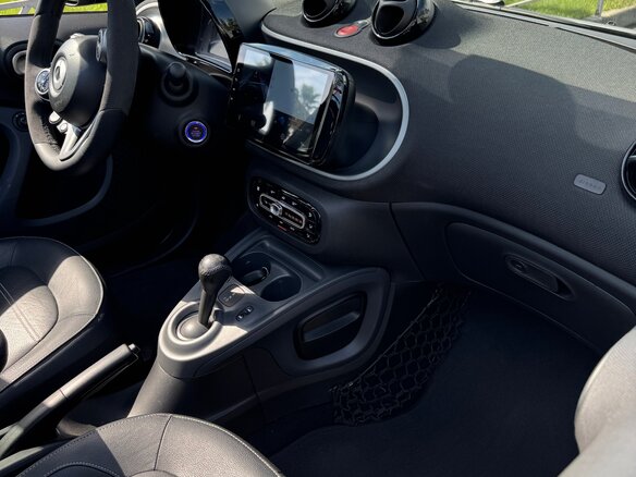 2016 Smart Fortwo III, чёрный, 2100000 рублей - вид 12