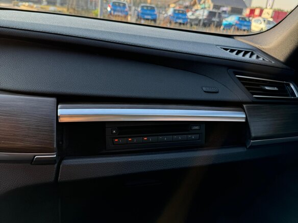 2013 BMW 7 серии 730d xDrive V (F01/F02/F04) Рестайлинг, чёрный, 2600000 рублей - вид 13