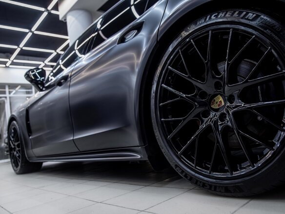 2020 Porsche Panamera 4 II, чёрный, 8100000 рублей - вид 7