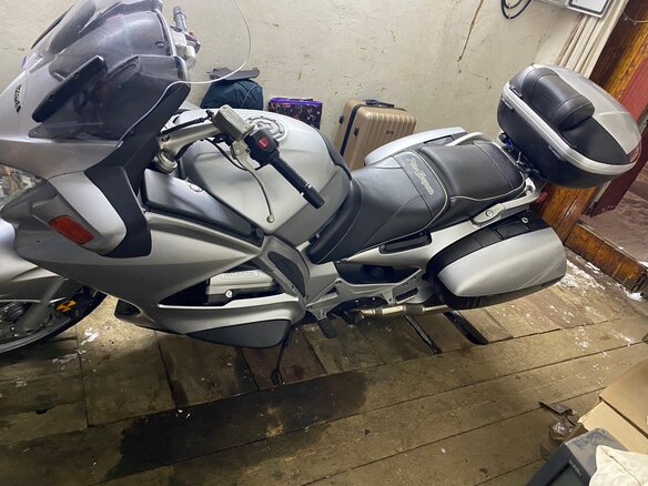 2006 Honda ST 1300, серебристый, 650000 рублей - вид 6