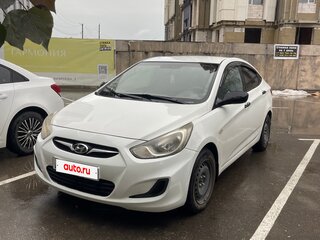 2012 Hyundai Solaris I, белый, 580000 рублей, вид 2