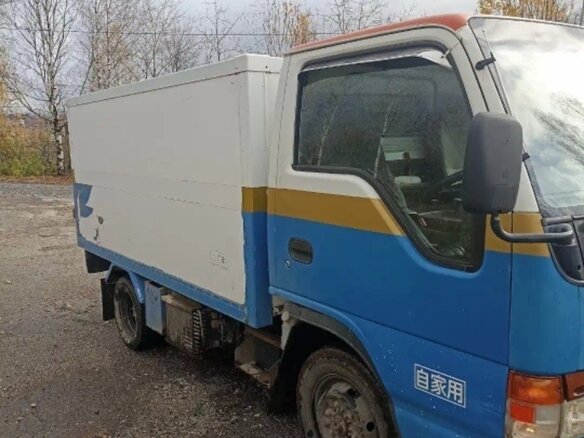 2000 Isuzu Elf (N-series), синий, 700000 рублей - вид 7