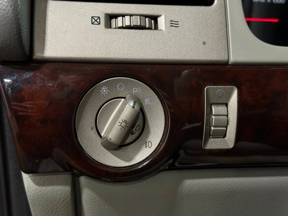 2003 Lincoln Aviator I, чёрный - вид 14