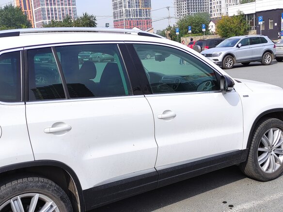 2013 Volkswagen Tiguan I Рестайлинг, белый, 2300000 рублей - вид 6
