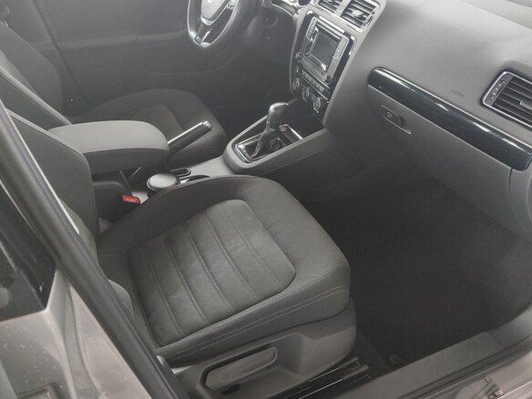 2016 Volkswagen Jetta VI Рестайлинг, бежевый, 1199000 рублей - вид 8