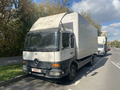 1998 Mercedes-Benz Atego, белый, 1000000 рублей, вид 1