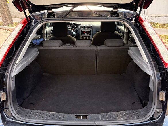 2008 Ford Focus II Рестайлинг, чёрный, 320000 рублей - вид 9