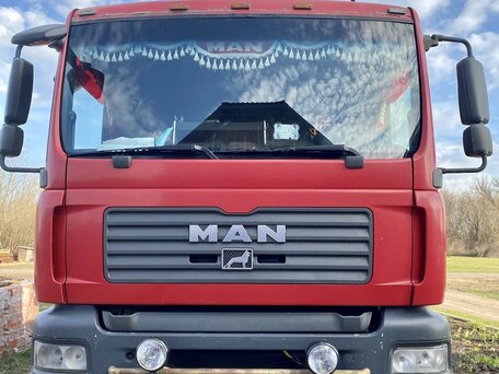 2008 MAN TGA, красный, 3500000 рублей, вид 1