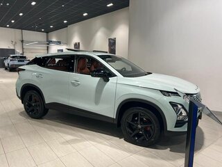 2023 Omoda C5 I, зелёный, 2400000 рублей, вид 5