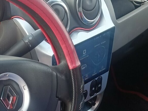 2010 Renault Logan I Рестайлинг, красный, 400000 рублей - вид 8