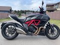 2013 Ducati Diavel Carbon, красный, 1050000 рублей