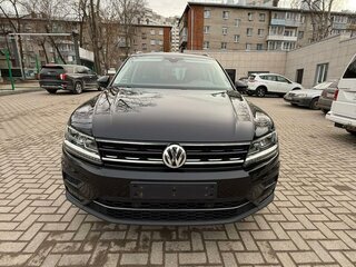 2020 Volkswagen Tiguan II, чёрный, 2900000 рублей, вид 1