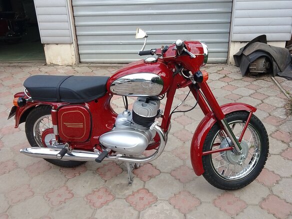1973 Jawa 350/360, красный, 600000 рублей - вид 4