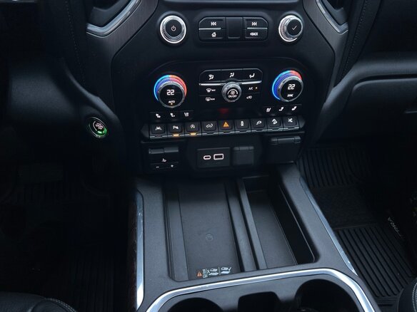 2021 GMC Sierra Double Cab IV, фиолетовый, 6100000 рублей - вид 18