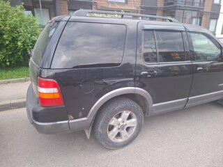 2004 Ford Explorer III, чёрный, 600000 рублей, вид 5