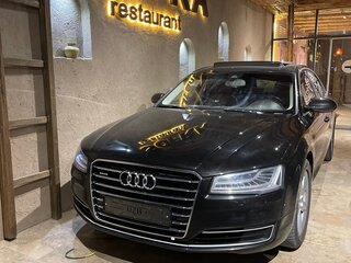 2013 Audi A8 Long III (D4) Рестайлинг, чёрный, 2200000 рублей, вид 3