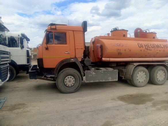 2008 КамАЗ 65115, оранжевый, 1700000 рублей - вид 4
