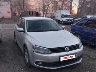 2011 Volkswagen Jetta VI, серебристый, 770000 рублей, вид 3