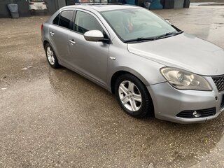 2010 Suzuki Kizashi, серебристый, 850000 рублей, вид 2