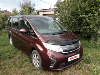 2017 Honda Stepwgn V Рестайлинг, красный, 1590000 рублей, вид 1