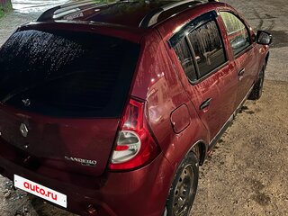 2012 Renault Sandero I, красный, 530000 рублей, вид 4