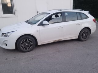 2013 Chevrolet Cruze I Рестайлинг, белый, 650000 рублей, вид 4