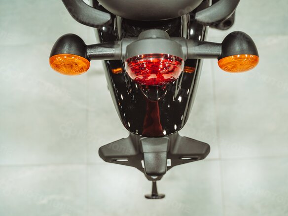 2026 Royal Enfield Hunter, чёрный, 439000 рублей - вид 19