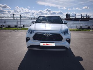 2025 Toyota Highlander IV (XU70), белый, 5000000 рублей, вид 2