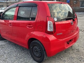 2015 Toyota Passo II (C30), красный, 1000000 рублей, вид 3