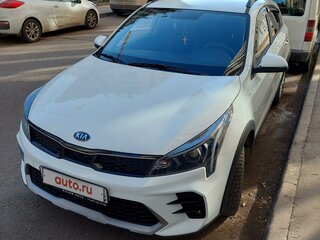 2021 Kia Rio X IV Рестайлинг, белый, 1550000 рублей, вид 1