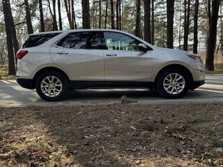 2019 Chevrolet Equinox III, серебристый, 1600000 рублей, вид 3