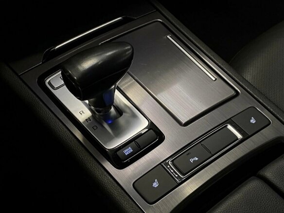 2018 Genesis G80 I, чёрный, 1950000 рублей - вид 7