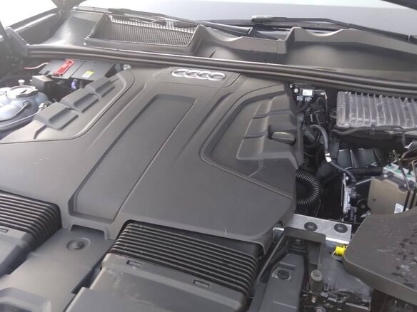2019 Audi Q8 50 TDI I (4M), серый, 7700000 рублей - вид 11