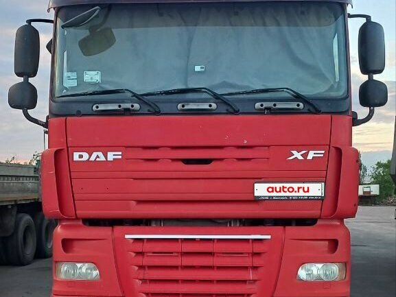 2006 DAF XF 105, красный, 4000000 рублей - вид 3