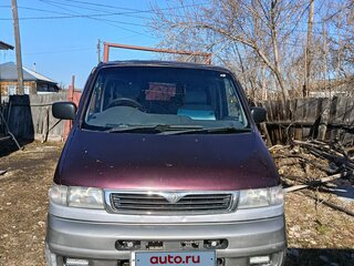 1995 Mazda Bongo Friendee I, красный, 440000 рублей, вид 2
