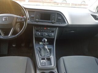 2019 SEAT Leon III Рестайлинг, белый, 1700000 рублей, вид 5