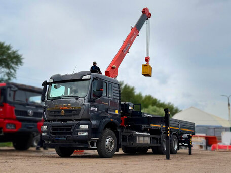 2026 Sinotruk Howo T5G, чёрный, 14990000 рублей, вид 2