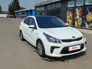 2020 Kia Rio IV, белый, 1100000 рублей, вид 4
