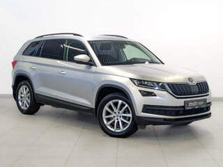 2021 Skoda Kodiaq I, серебристый, 2850000 рублей, вид 3