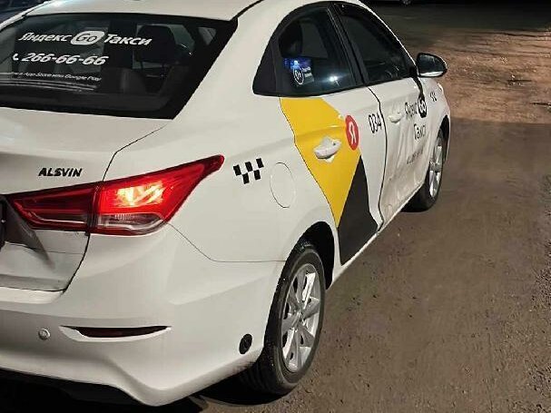 Открыть фотографии: Changan Alsvin