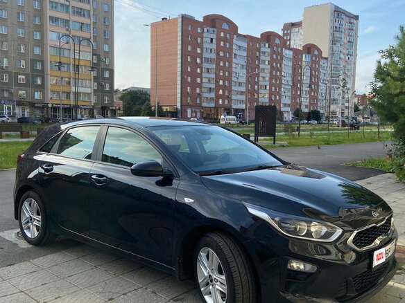 2018 Kia Ceed III, чёрный, 1450000 рублей - вид 1