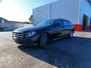 2018 Mercedes-Benz E-Класс 220 d V (W213, S213, C238), чёрный, 3200000 рублей, вид 4
