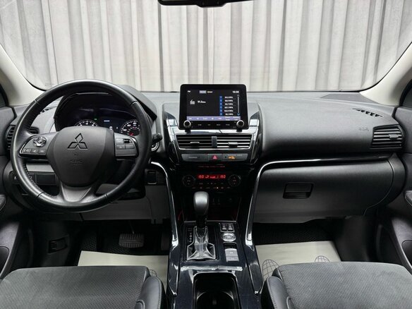 2021 Mitsubishi Eclipse Cross I Рестайлинг, красный - вид 11