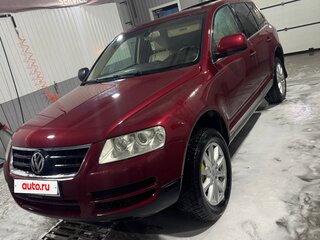 2004 Volkswagen Touareg I, красный, 770000 рублей, вид 3