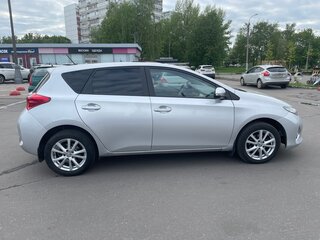 2014 Toyota Auris II, серебристый, 970000 рублей, вид 4