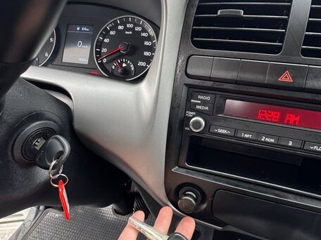 2022 Kia Bongo, белый, 3600000 рублей, вид 5