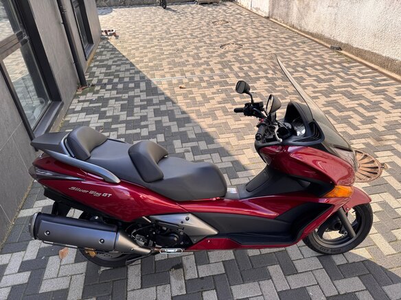 2010 Honda Silver Wing 400, красный, 700000 рублей - вид 16