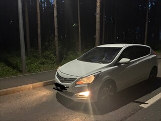 2016 Hyundai Solaris I Рестайлинг, белый, 1000000 рублей, вид 2