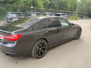 2017 BMW 7 серии Long 725Ld VI (G11/G12), чёрный, 2670000 рублей, вид 2