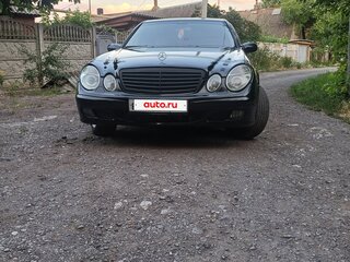 2004 Mercedes-Benz E-Класс 200 III (W211, S211), чёрный, 660000 рублей, вид 1